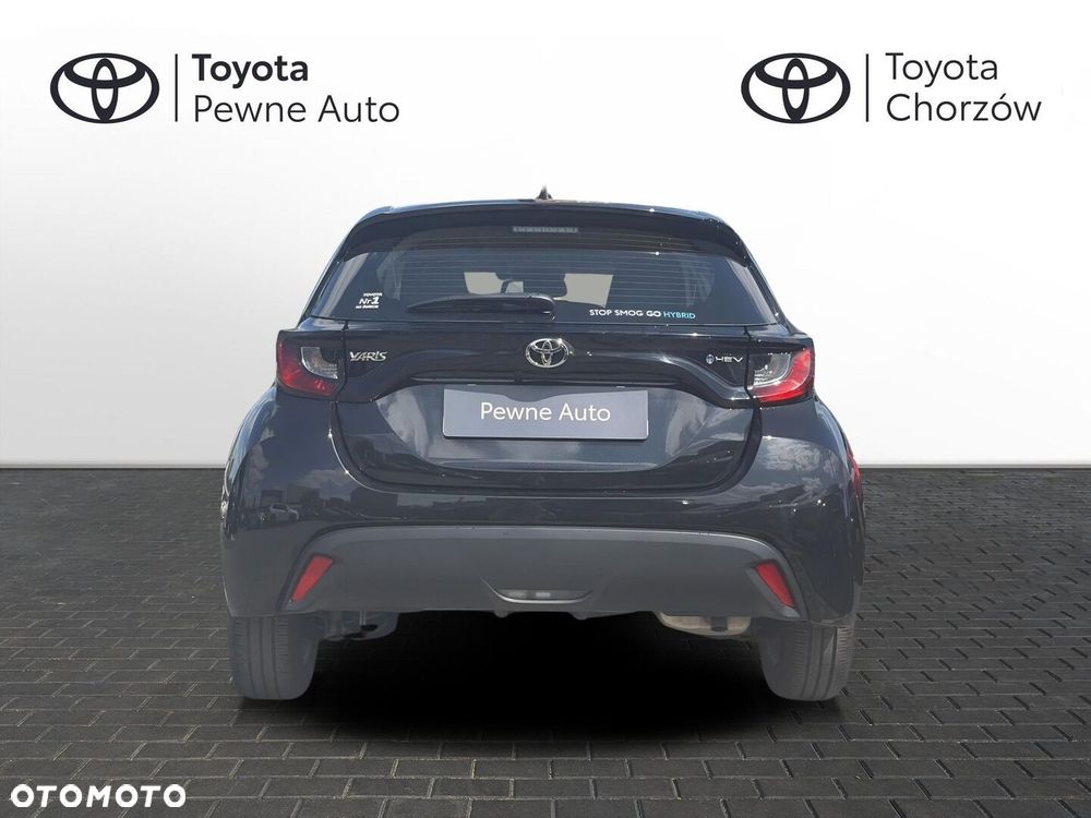 Toyota Yaris - 4
