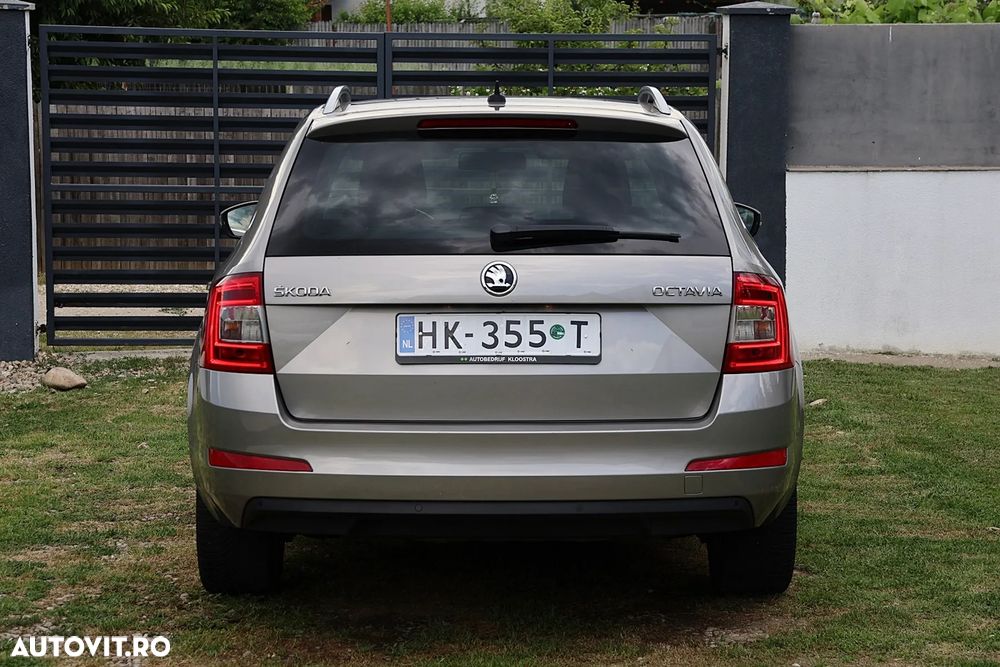 Skoda Octavia 1.6 TDI (Green tec) DSG Ambition - 12