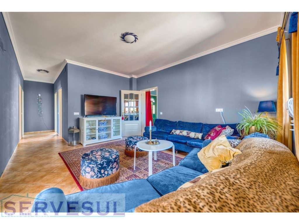 Espaçosa propriedade de 16,600m² com casa de 7 quartos, piscina e v... - Grande imagem: 5/42