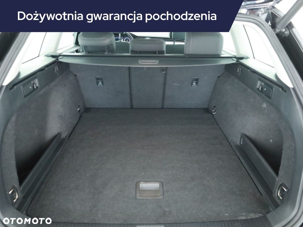 Volkswagen Passat Variant - 13