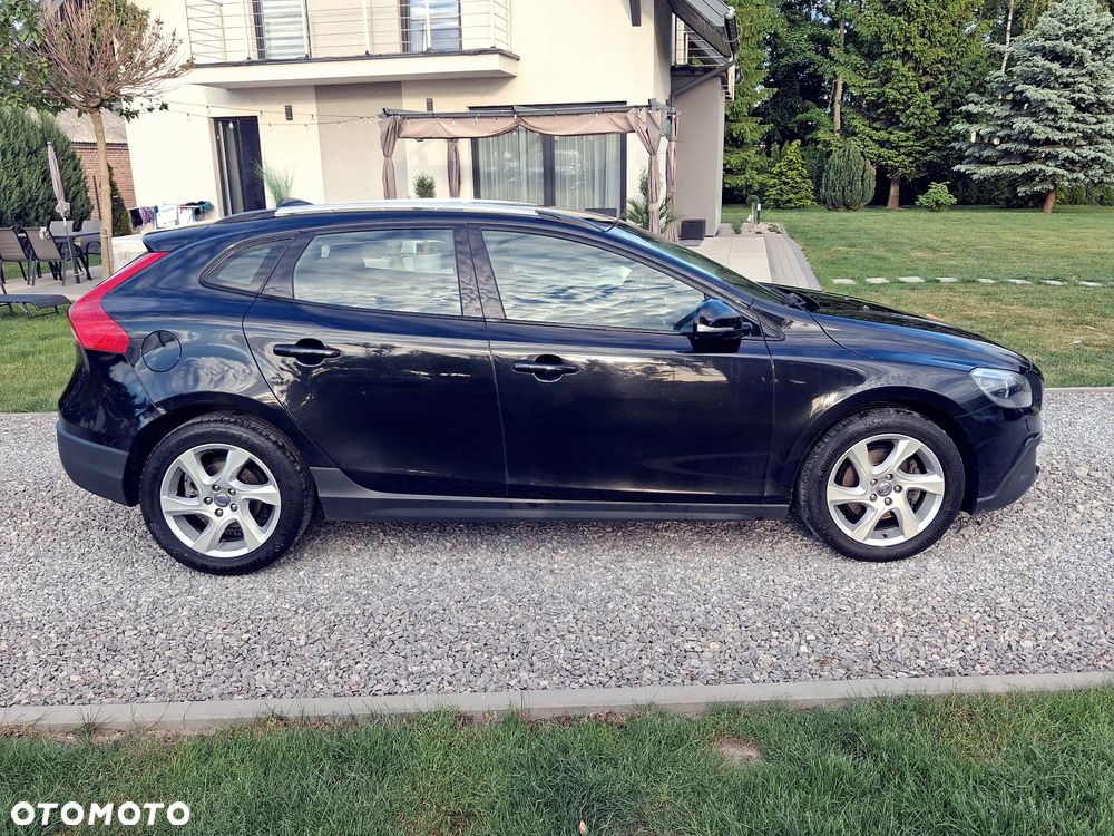 Volvo V40 D2 Summum - 11