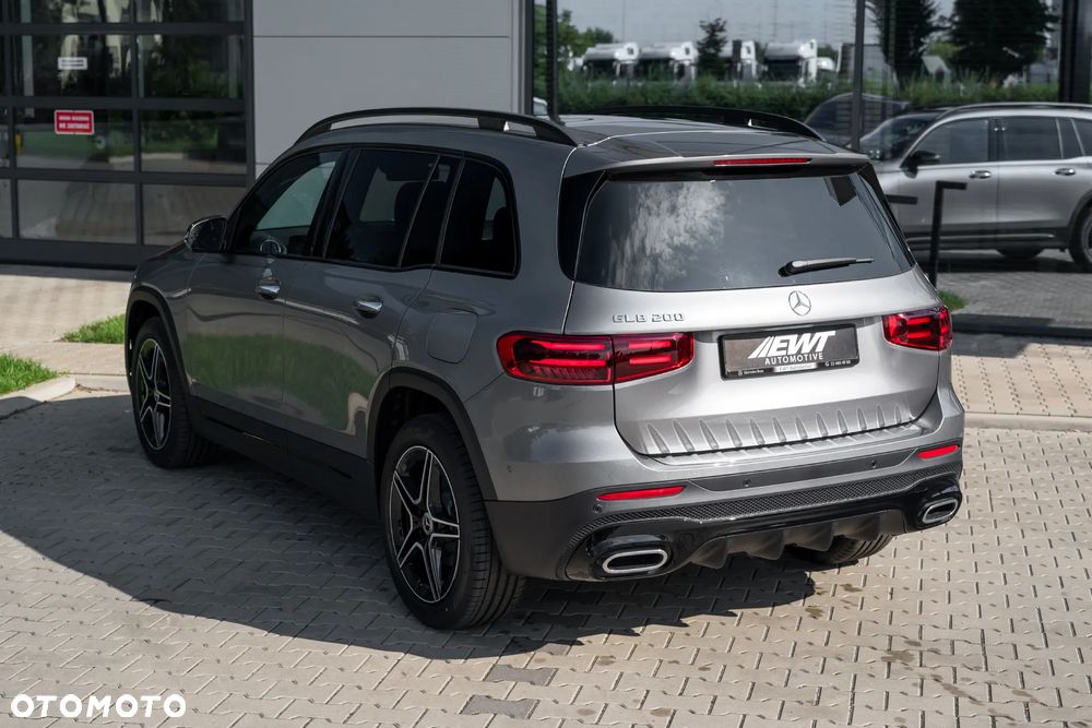 Mercedes-Benz GLB 200 AMG Line 7G-DCT - 6
