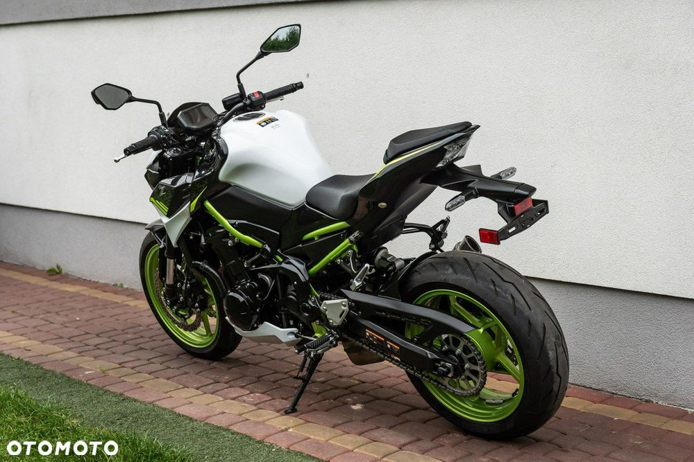 Kawasaki Z - 4