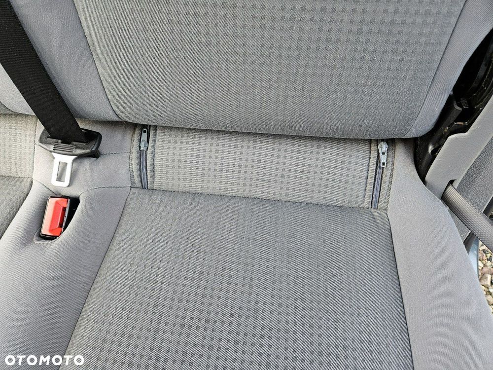 Volkswagen Caddy - 19