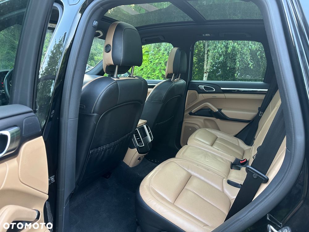 Porsche Cayenne Standard - 7