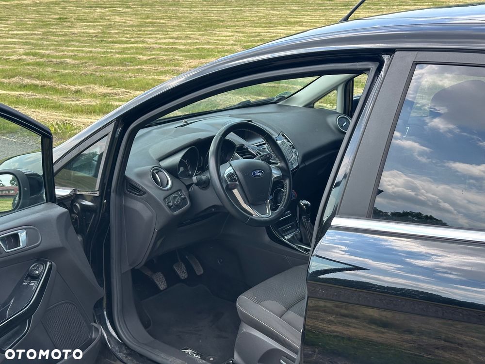 Ford Fiesta 1.0 EcoBoost S&S TITANIUM - 13