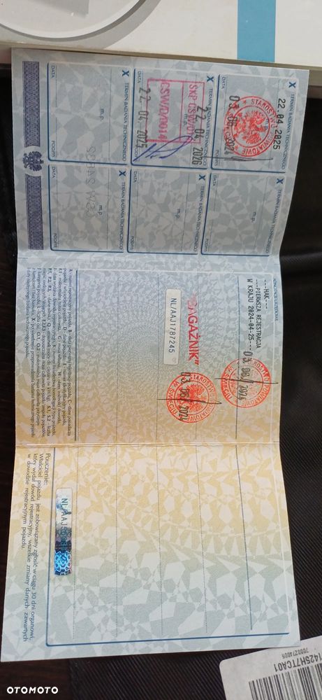 Volkswagen Multivan - 21