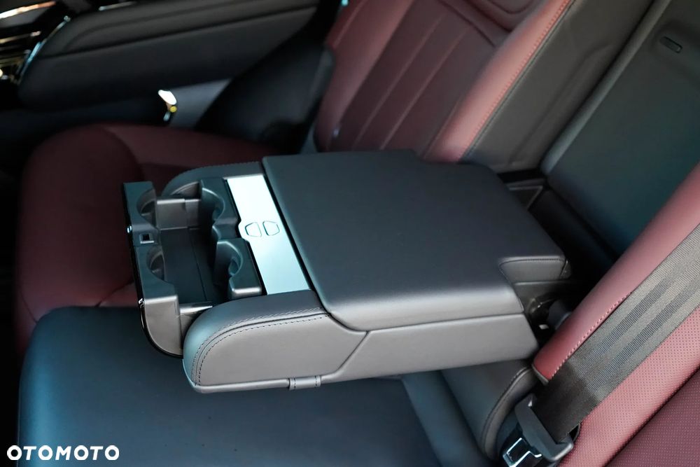 Land Rover Range Rover Sport S 3.0 D300 mHEV Dynamic SE - 37