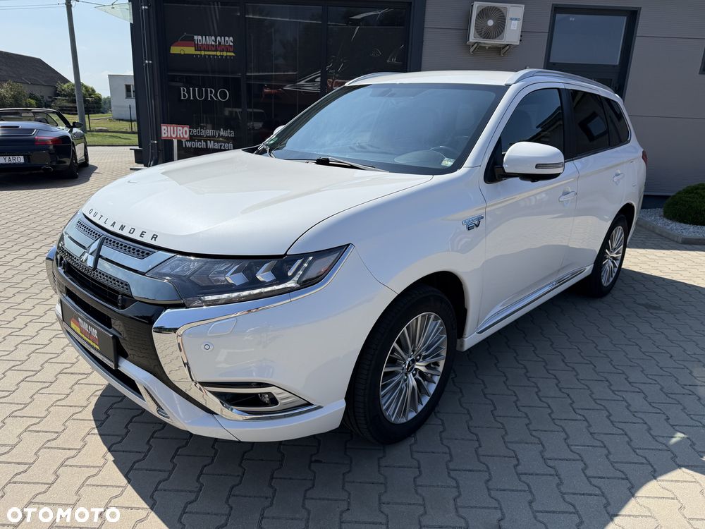 Mitsubishi Outlander 2.4 4WD Top - 11