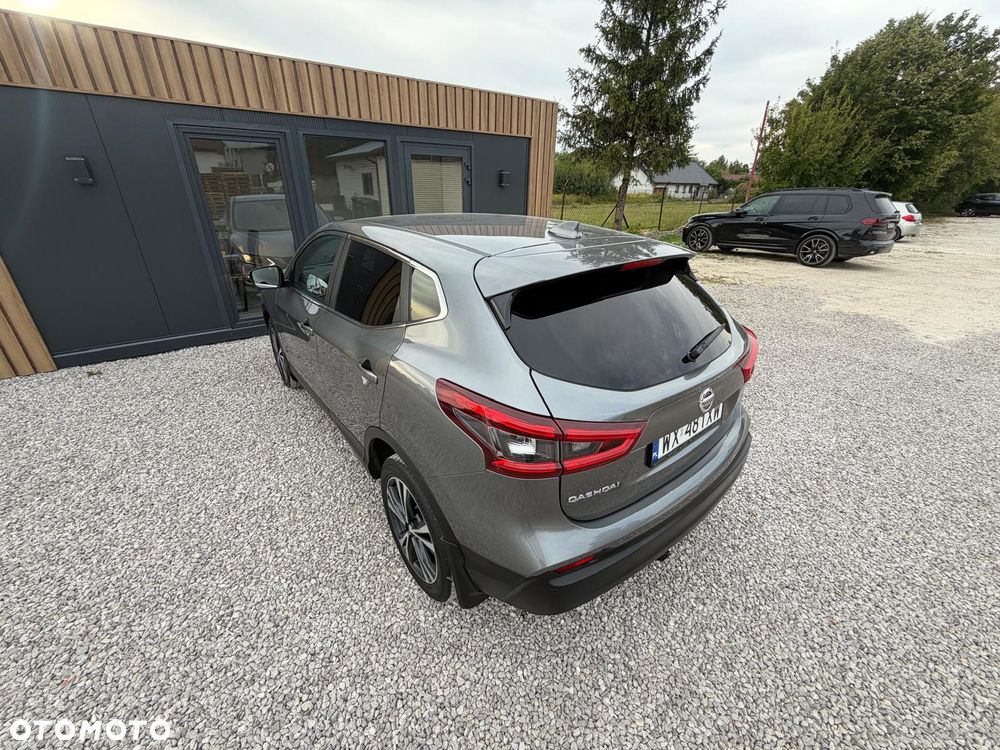Nissan Qashqai 1.3 DIG-T N-Connecta DCT - 37