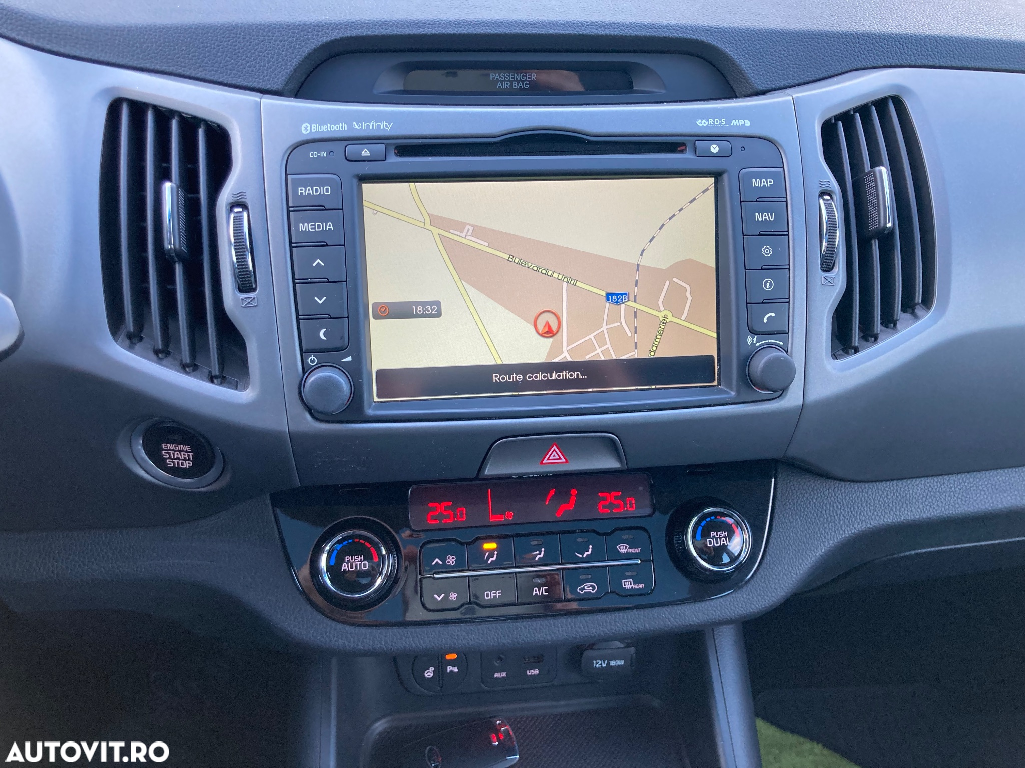 Kia Sportage 2,0 CRDI AWD GT Line - 19