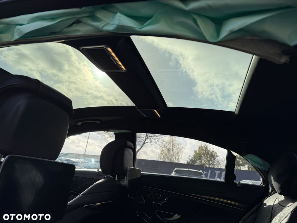 Mercedes-Benz Klasa S 560 e L 9G-TRONIC - 26