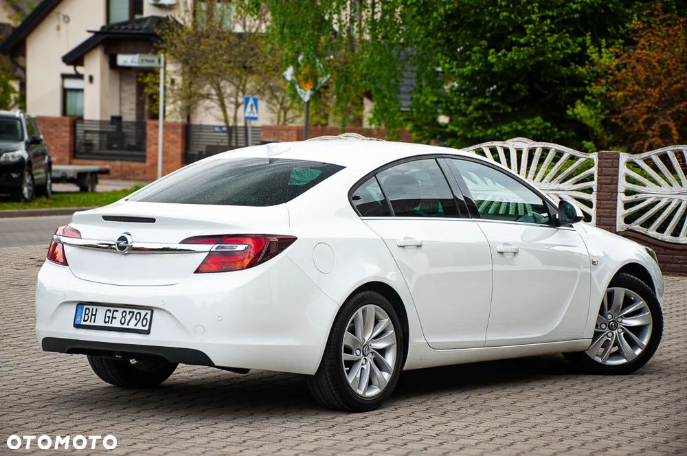 Opel Insignia 1.4 T Cosmo S&S - 19