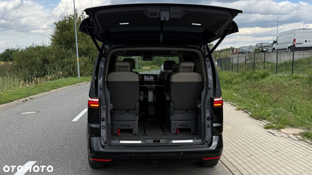 Volkswagen Multivan - 10