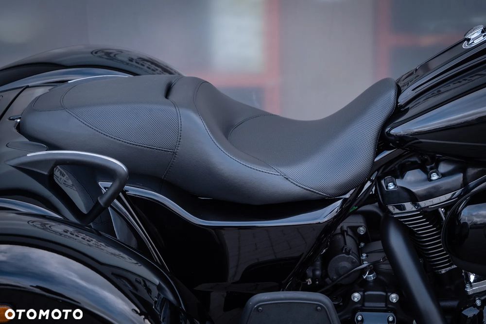 Harley-Davidson Trike Freewheeler - 7