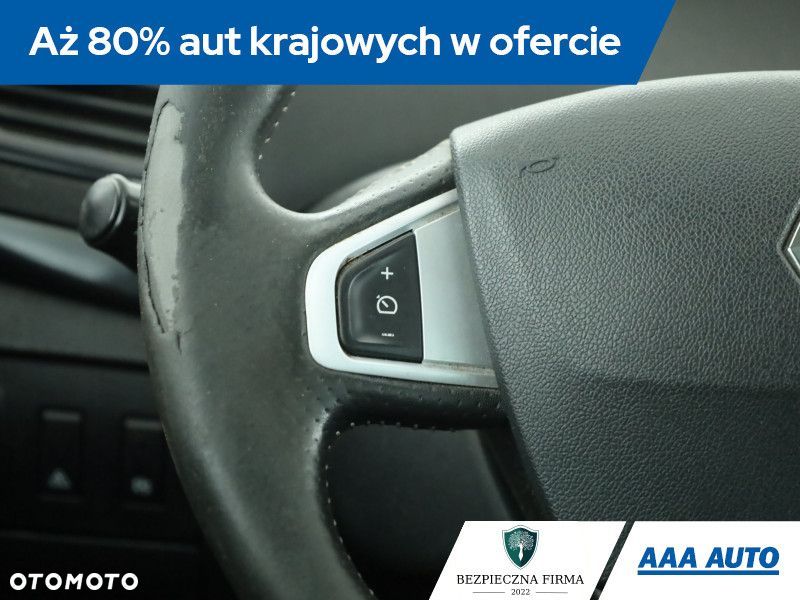 Renault Grand Scenic - 21