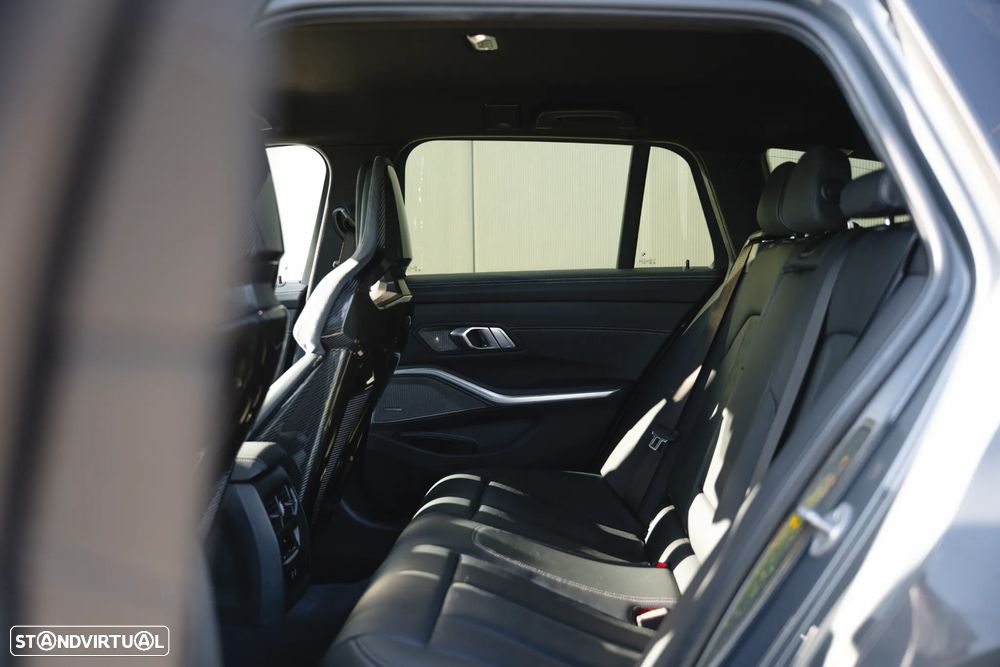 BMW M3 Competition M xDrive - 36
