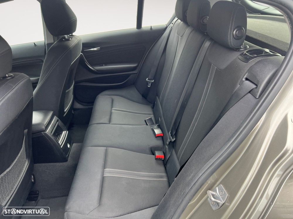 BMW 116 d Line Sport - 13