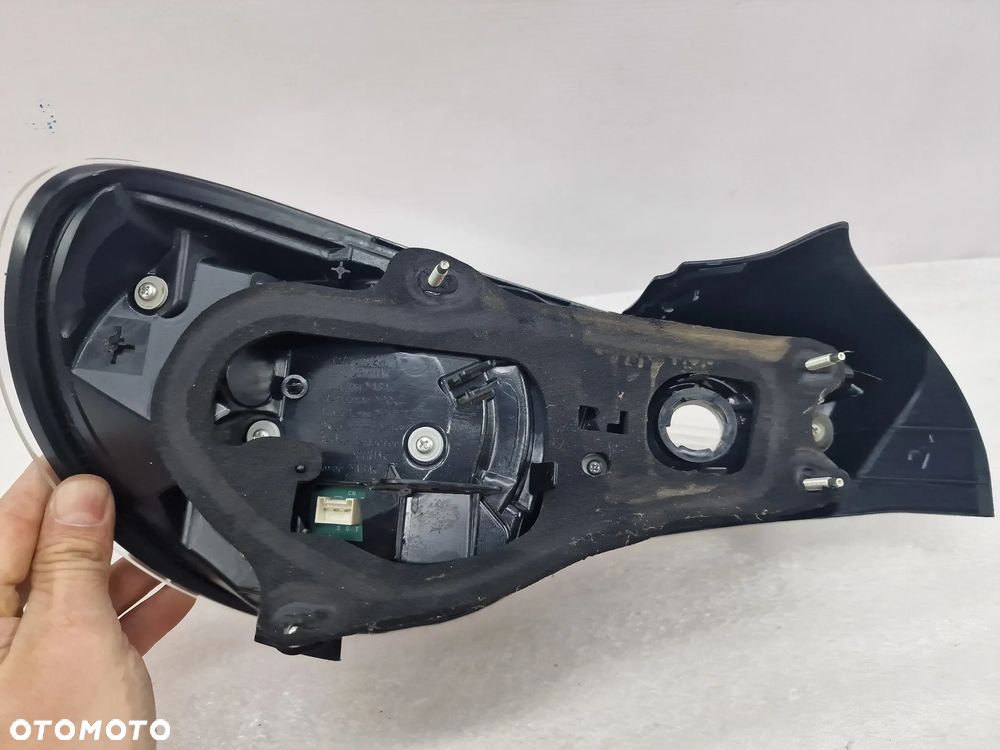 SUBARU BRZ / TOYOTA GT86 PRAWA LED LAMPA TYLNA TYLNIA TYŁ , NR KOITO 220-60084 , NR AUKCJI LMT211 - 8