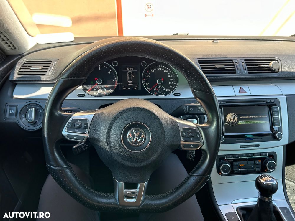 Volkswagen Passat 2.0TDI Highline DPF 4Motion - 8