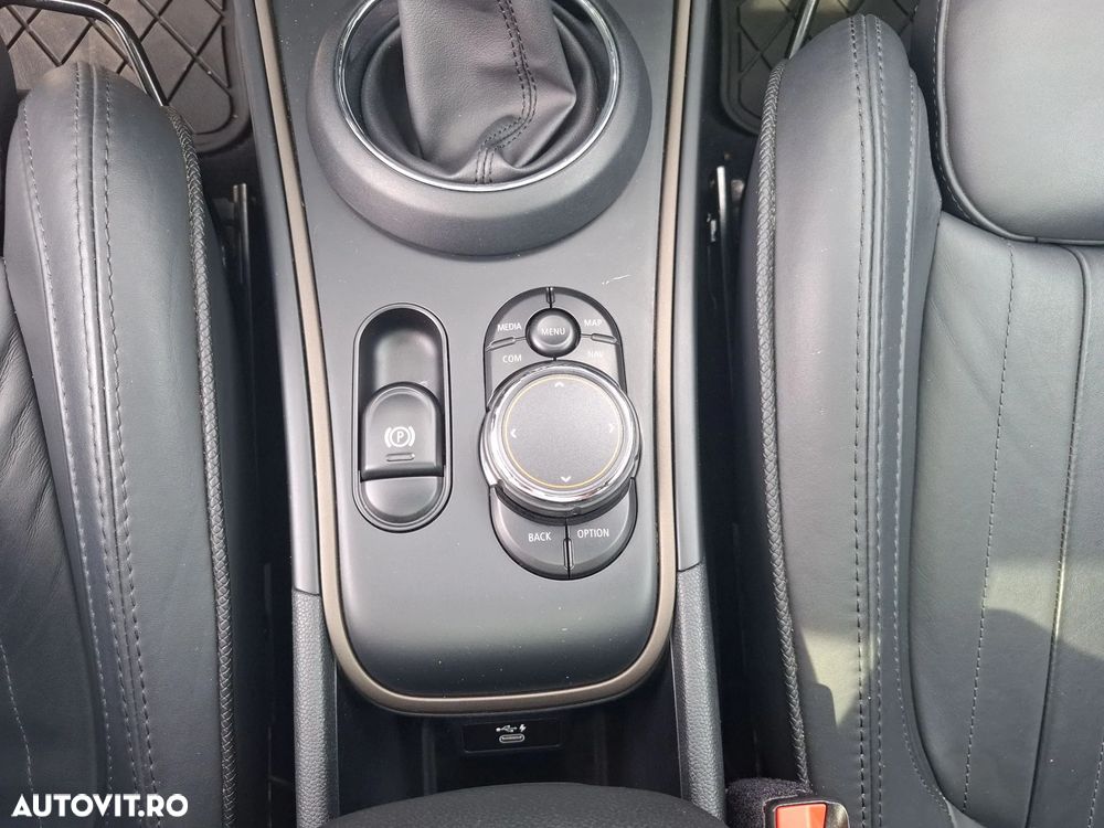 Mini Countryman - 26