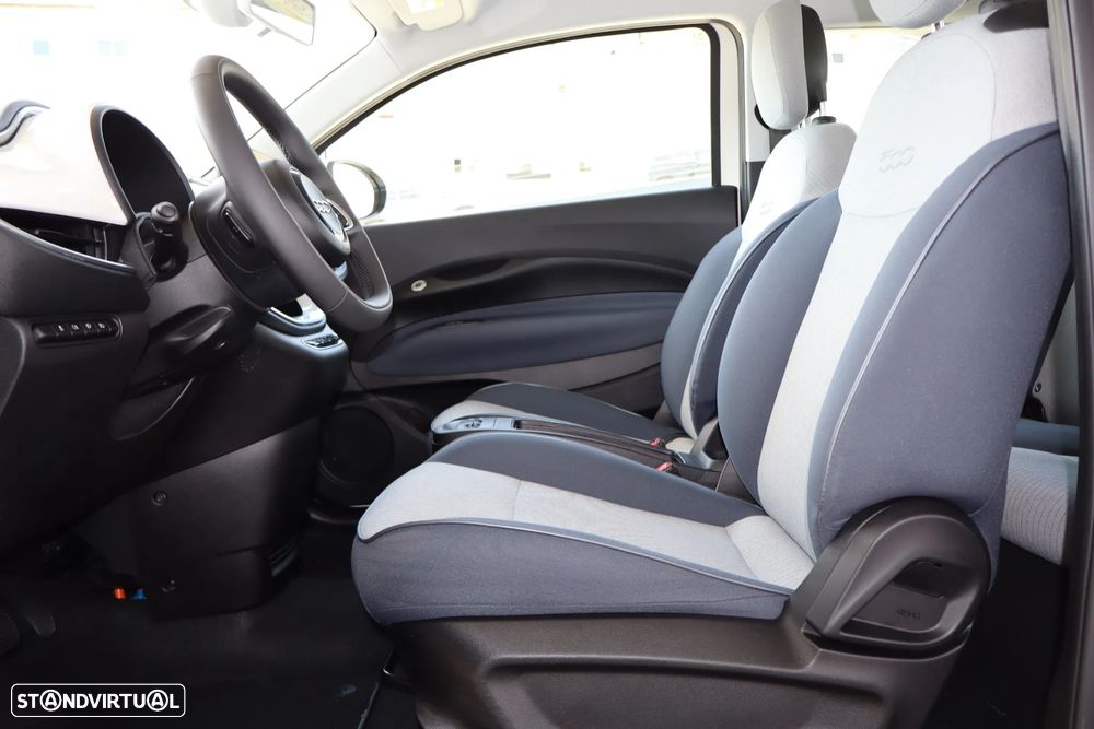 Fiat 500e 3 + 1 42kWh Icon - 13