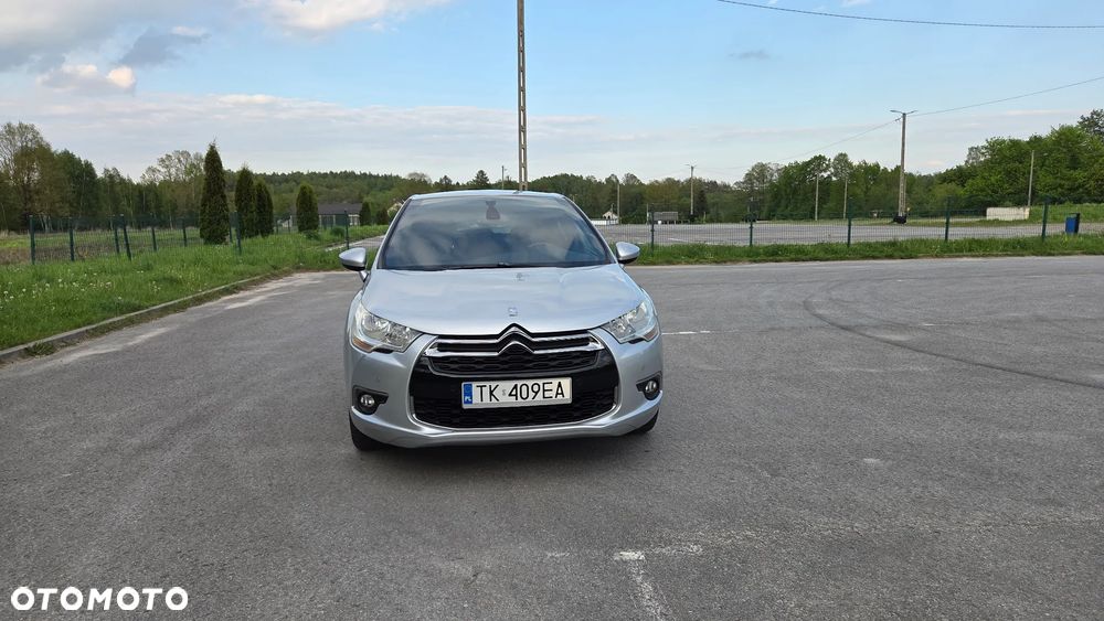 Citroën DS4 HDi 165 Urban Show - 13