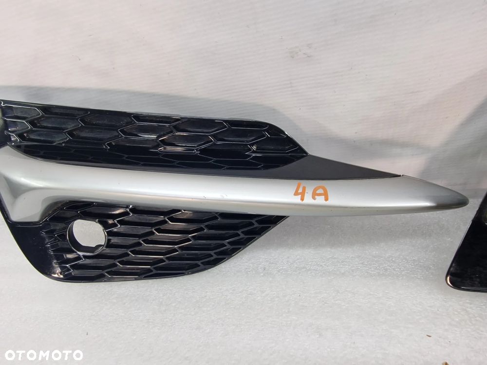 NISSAN QASHQAI J11 LIFT 17- PRAWA KRATKA BOCZNA ZDERZAKA PRZEDNIEGO PRZÓD , NR 62256HV20A , NR AUKCJI A/4 - 3