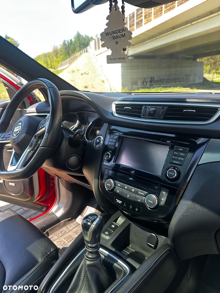 Nissan Qashqai 1.6 DIG-T Tekna+ - 16