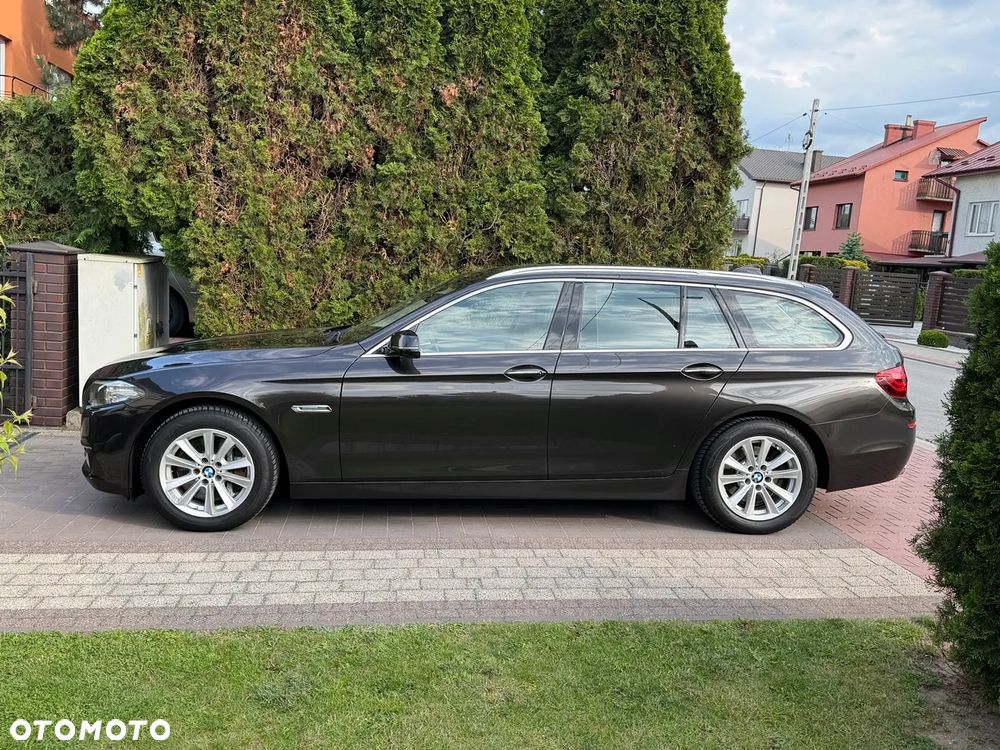 BMW Seria 5 525d Luxury Line - 15