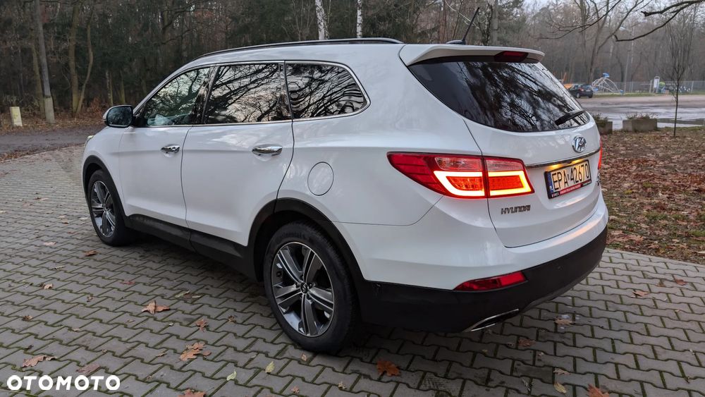 Hyundai Santa Fe Grand 2.2 CRDI 4WD Automatik Premium - 4