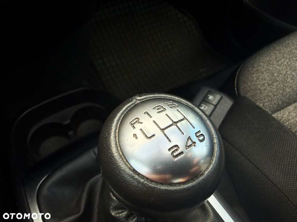 Citroën C4 Picasso 1.2 PureTech Shine S&S - 26