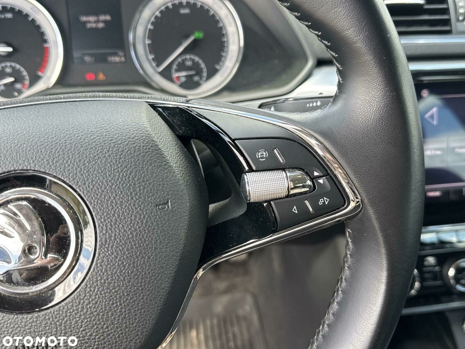 Skoda Superb 2.0 TDI Ambition DSG - 12