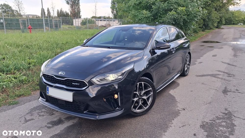 Kia ProCeed - 2