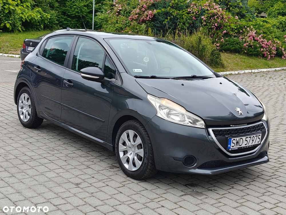 Peugeot 208 1.2 PureTech Active - 11