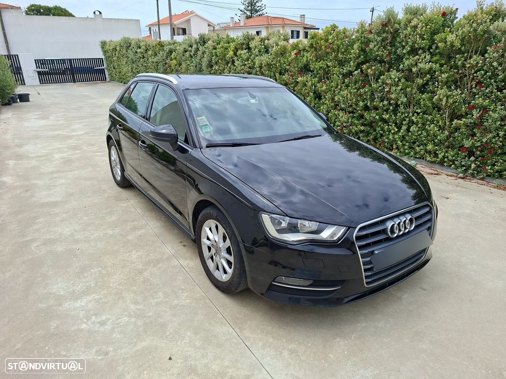 Audi A3 Sportback - 1