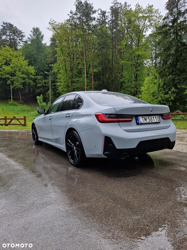 BMW Seria 3 330i xDrive M Sport - 23