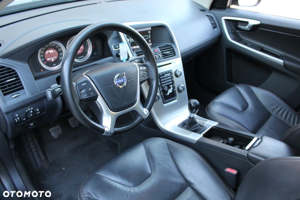 Volvo XC 60 D4 Edition Pro - 6