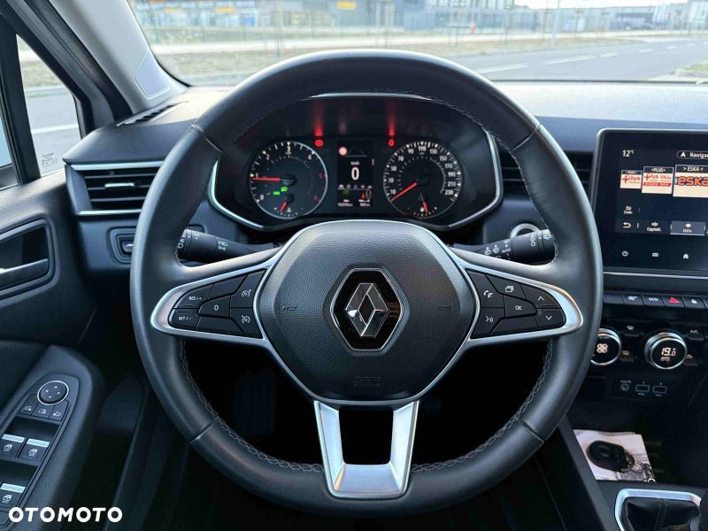 Renault Clio - 21