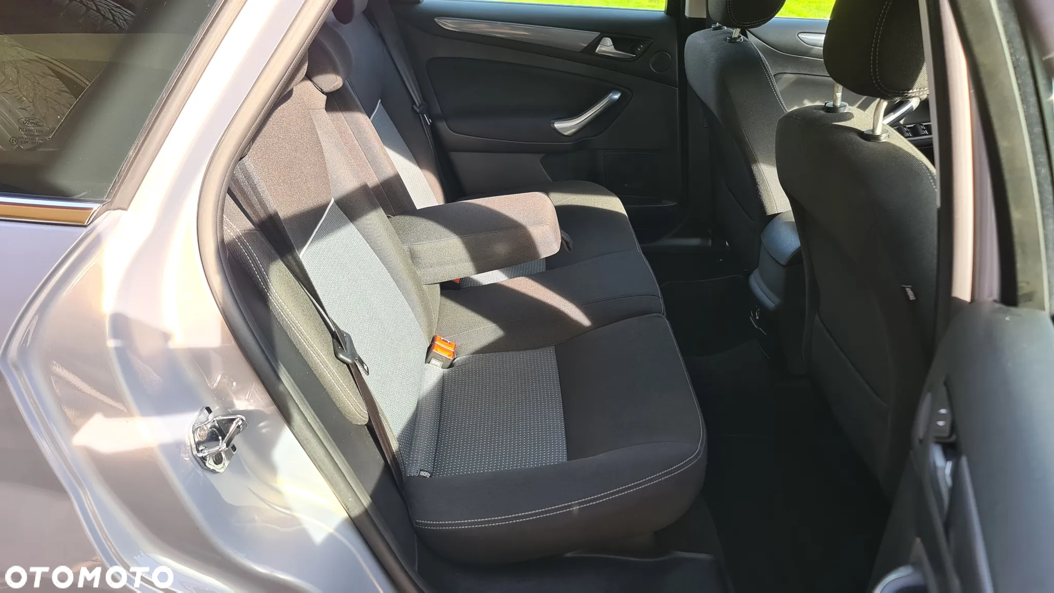 Ford Mondeo Turnier 2.0 TDCi Champions Edition - 18