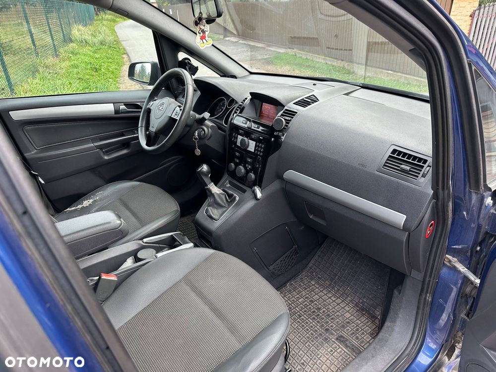 Opel Zafira 1.9 CDTI Cosmo - 11