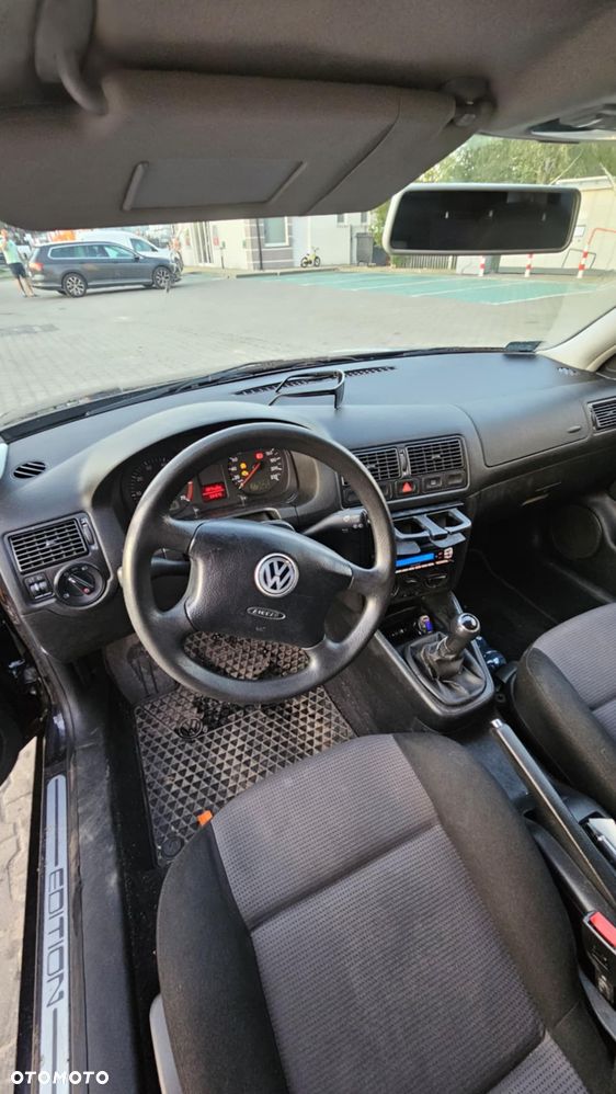 Volkswagen Golf 1.4 Basis - 4