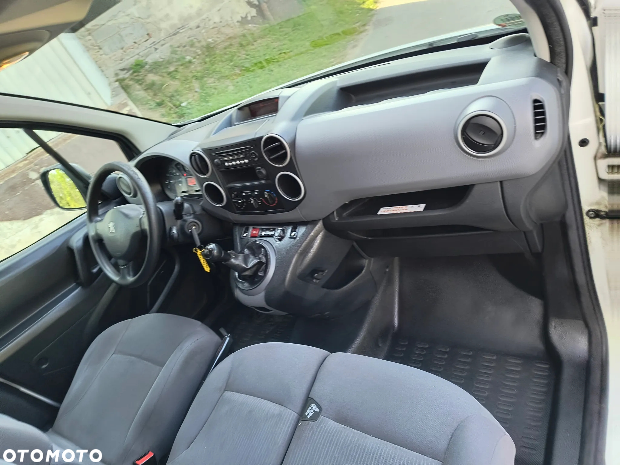 Peugeot Partner - 13