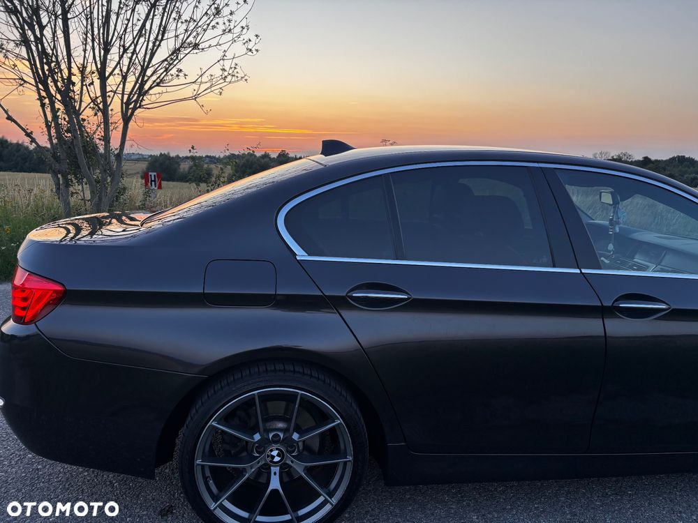 BMW Seria 5 518d Luxury Line - 5