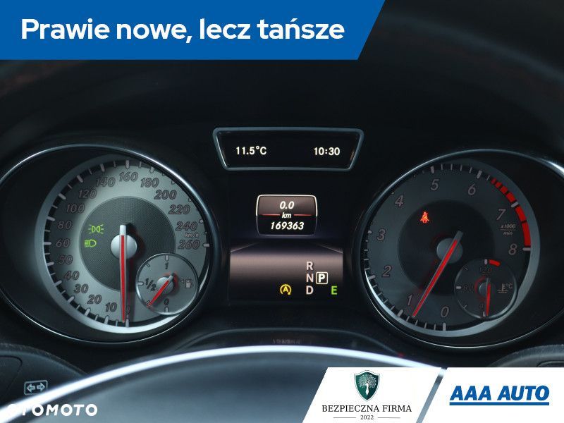 Mercedes-Benz CLA - 12