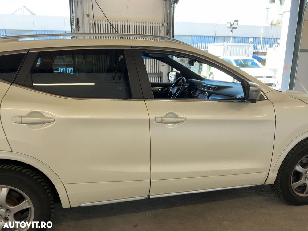 Nissan Qashqai 1.3 DIG-T DCT TEKNA+ - 3