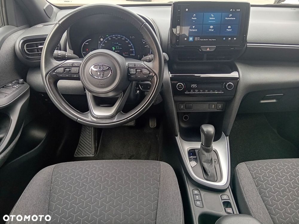 Toyota Yaris Cross - 12