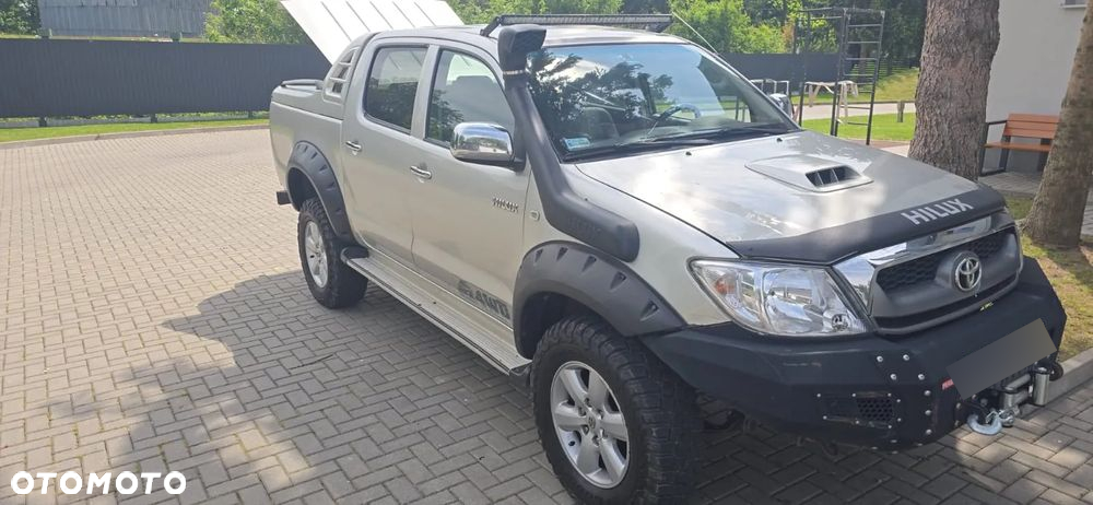 Toyota Hilux - 3