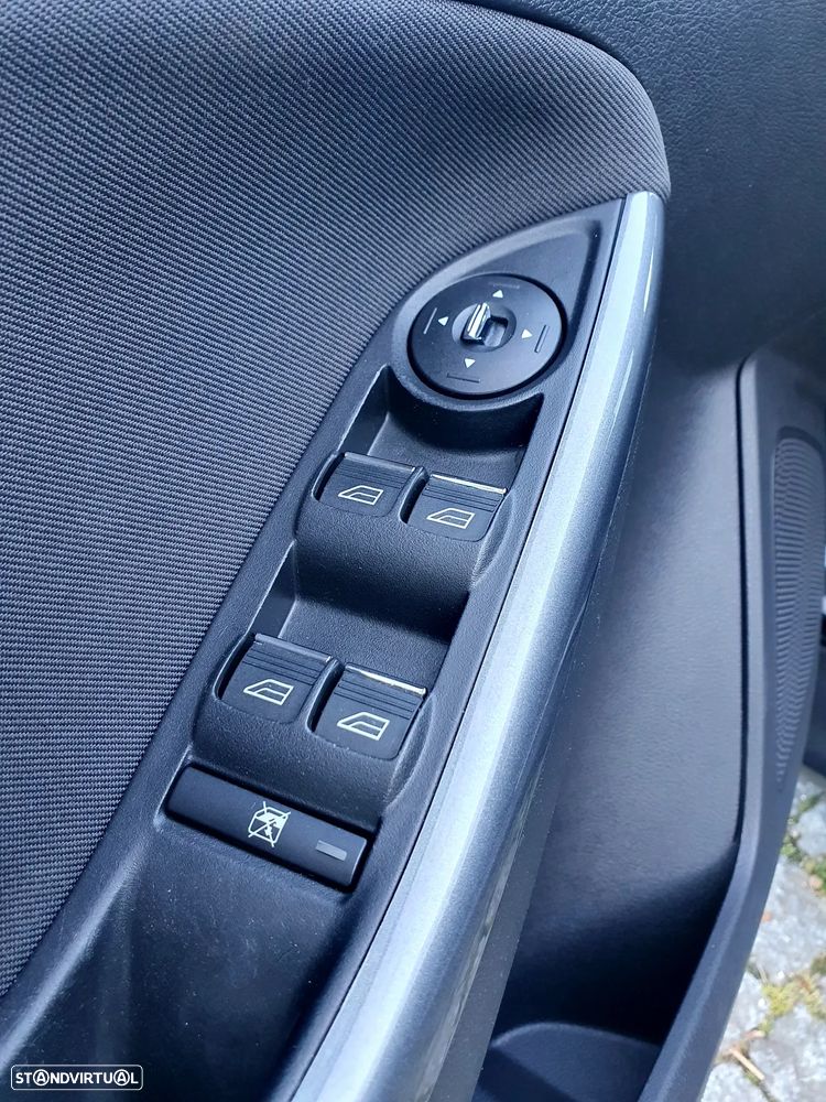 Ford Focus SW 1.0 EcoBoost S&S Titanium - 20