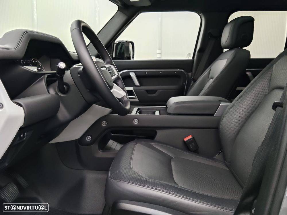 Land Rover Defender 2.0 P400e 110 AWD X-Dynamic HSE - 16